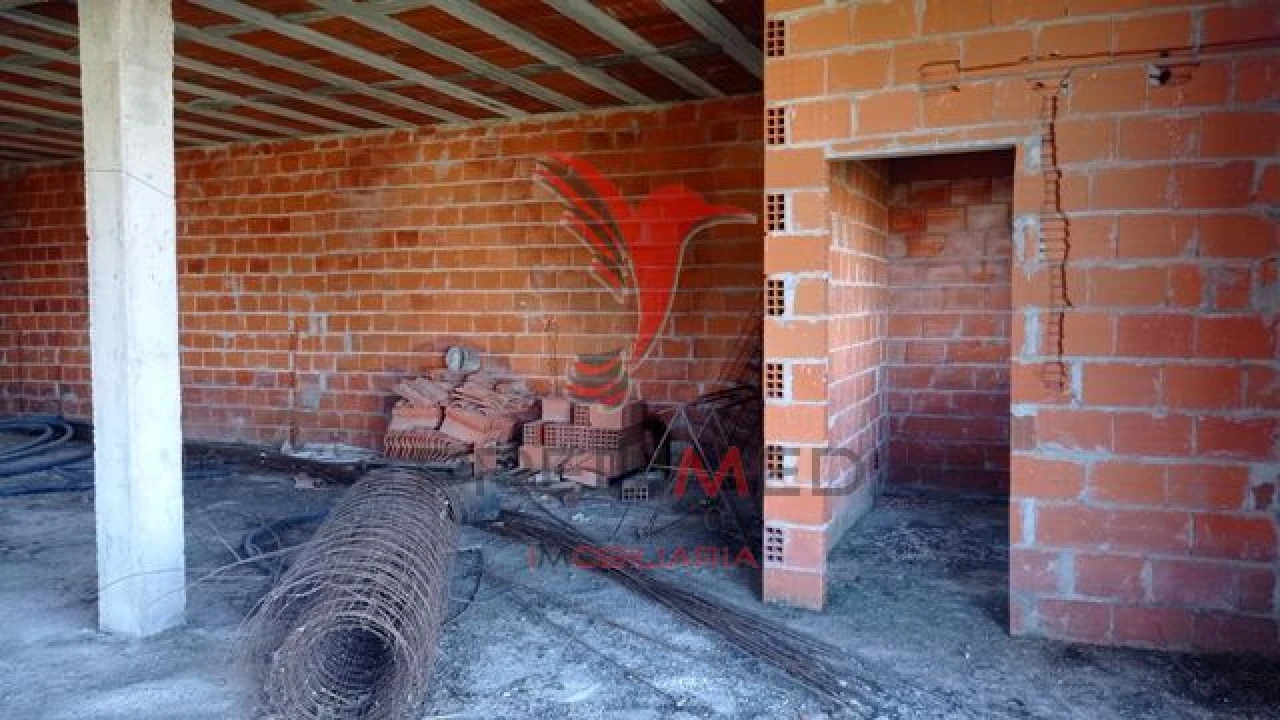 Moradia T3 para Venda em Couço Foto 5