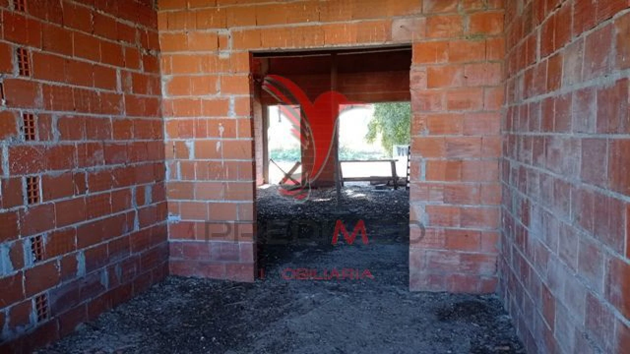 Moradia T3 para Venda em Couço Foto 10