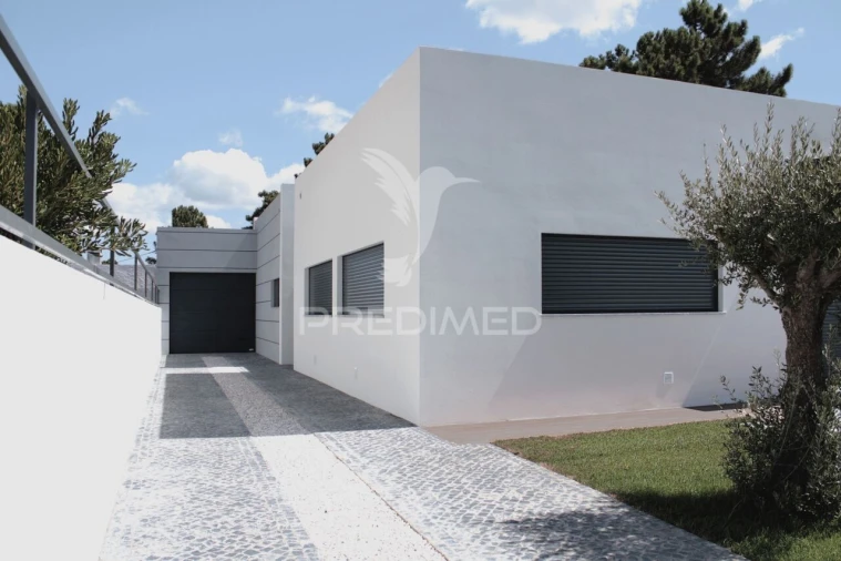 Moradia T3 para Venda em Sesimbra (Castelo) Foto 3