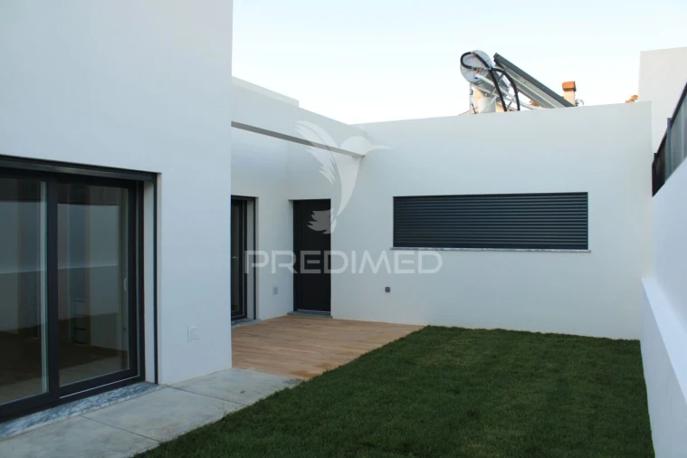 Moradia T3 para Venda em Sesimbra (Castelo) Foto 7