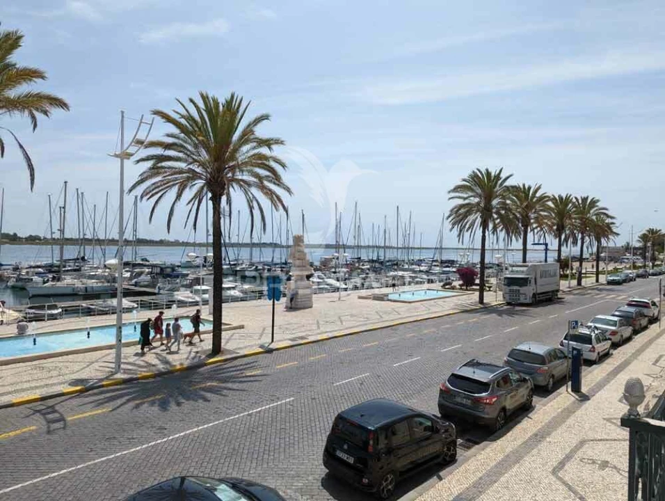 Apartamento T8 para Venda em Vila Real de Santo Antonio Foto 13