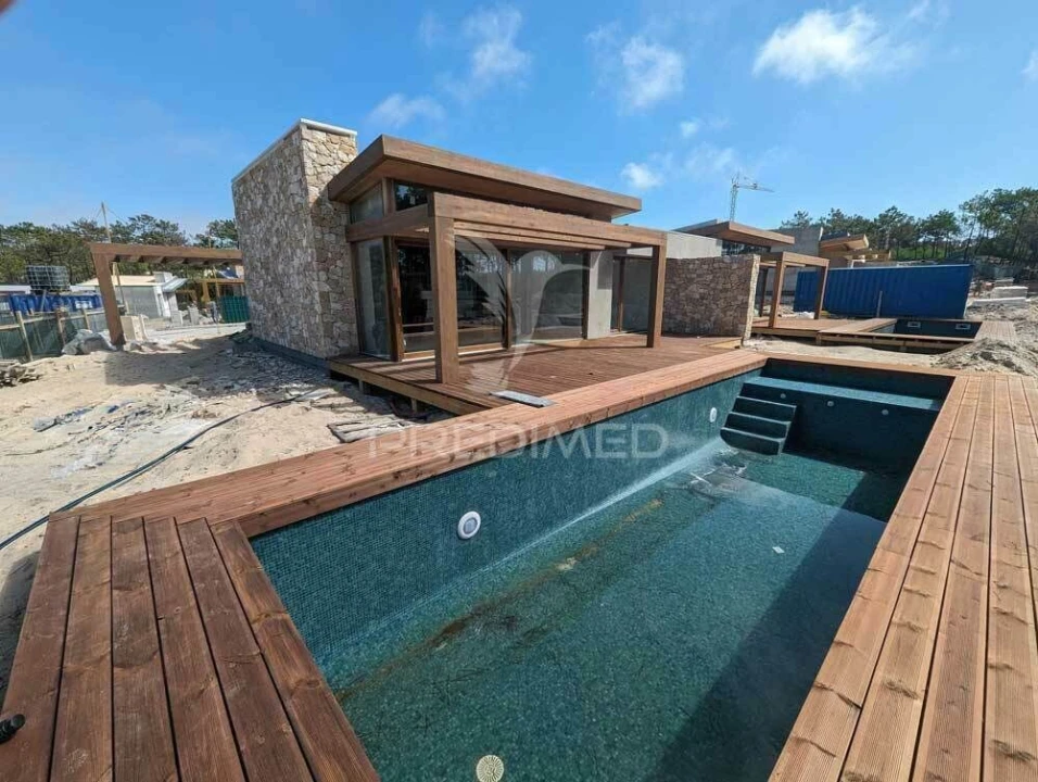 Moradia T3 para Venda em Vau Foto 13