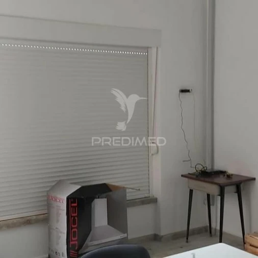 Loja para Arrendamento em Águas Livres Foto 15