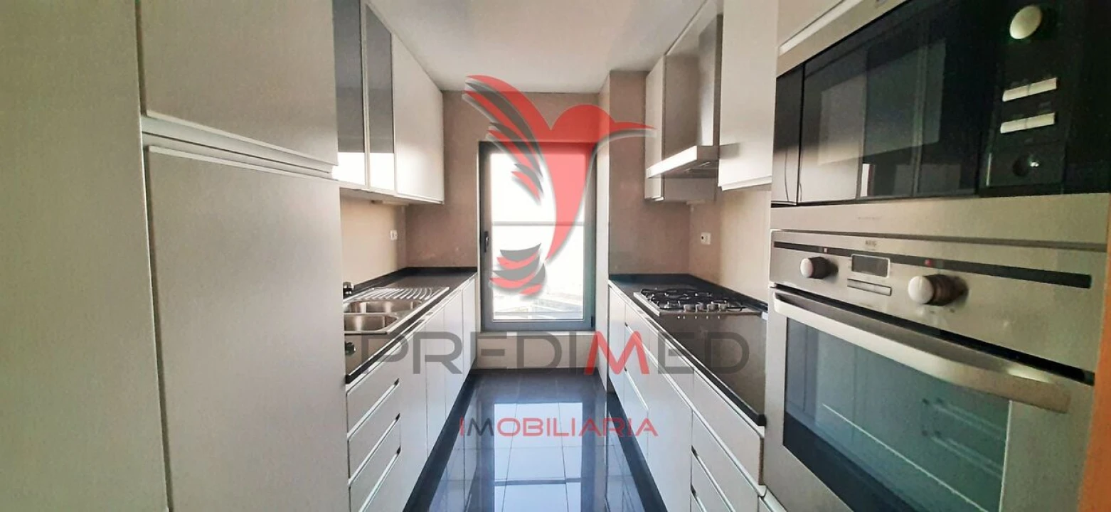 Apartamento T2 para Venda em Parque das Nações Foto 7