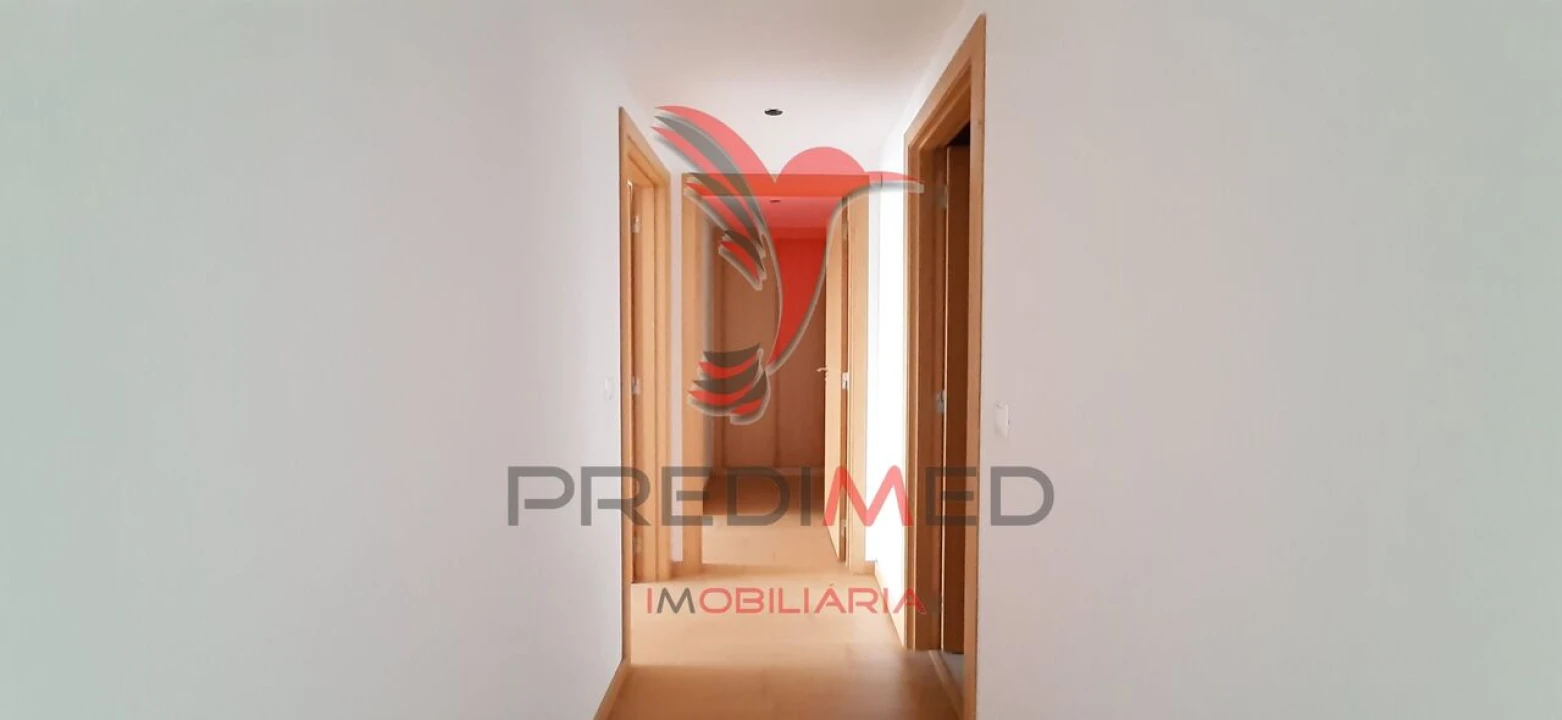 Apartamento T2 para Venda em Parque das Nações Foto 12