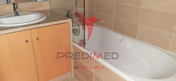 Apartamento T2 para Venda em Parque das Nações