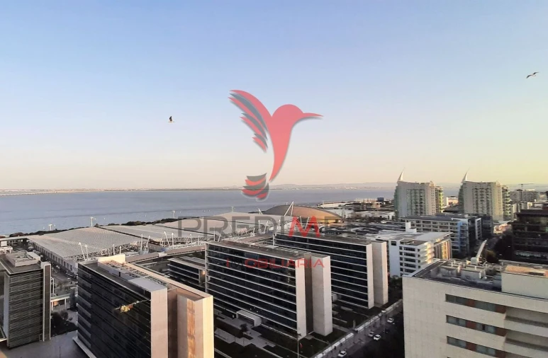 Apartamento T2 para Venda em Parque das Nações Foto 3