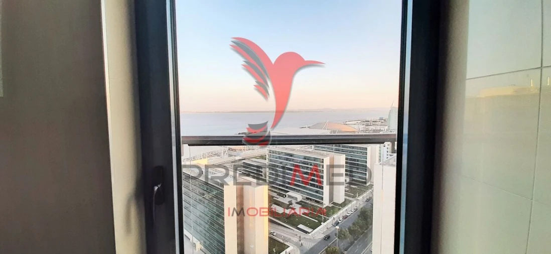 Apartamento T2 para Venda em Parque das Nações Foto 11