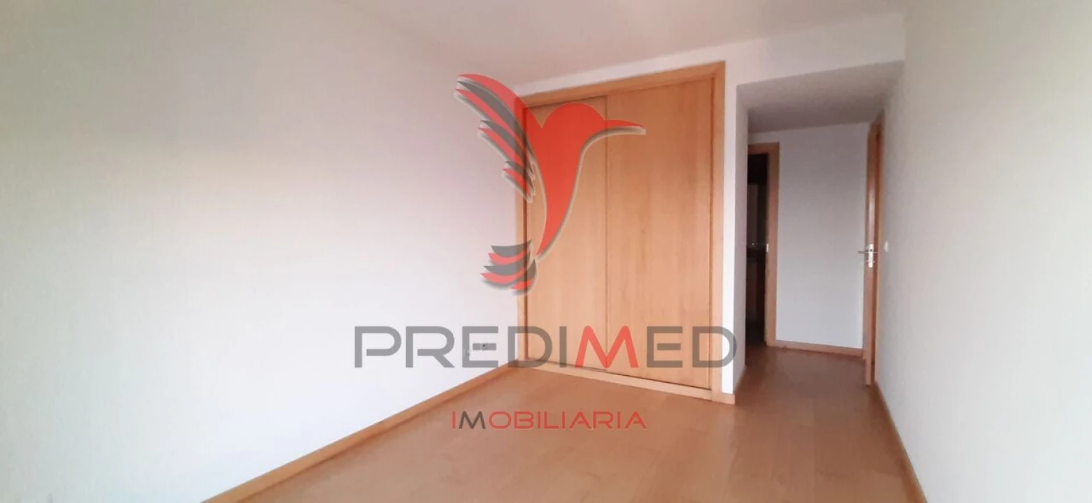 Apartamento T2 para Venda em Parque das Nações Foto 18