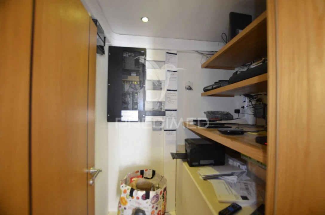 Moradia T5 para Venda em Budens Foto 22