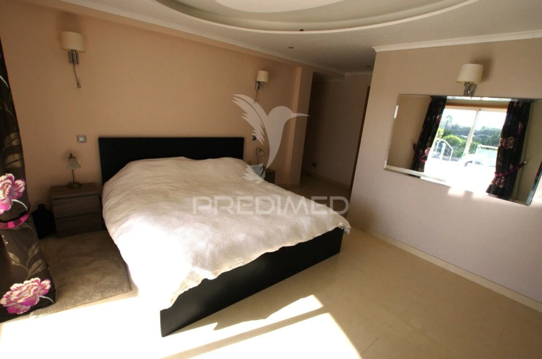 Moradia T5 para Venda em Budens Foto 30