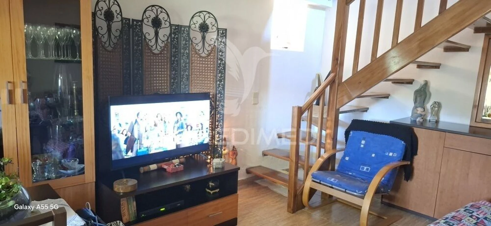 Moradia T2 para Venda em Alvares Foto 11