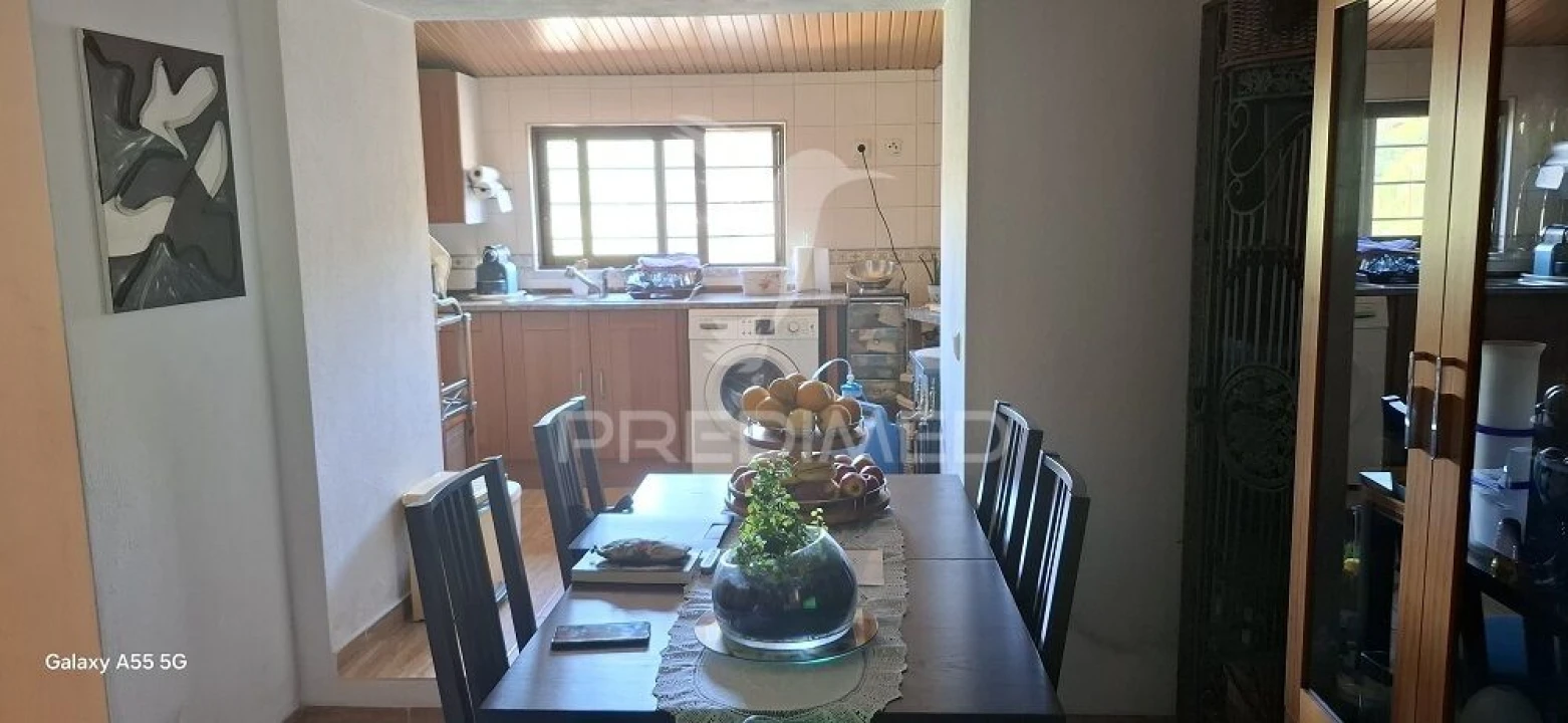 Moradia T2 para Venda em Alvares Foto 13