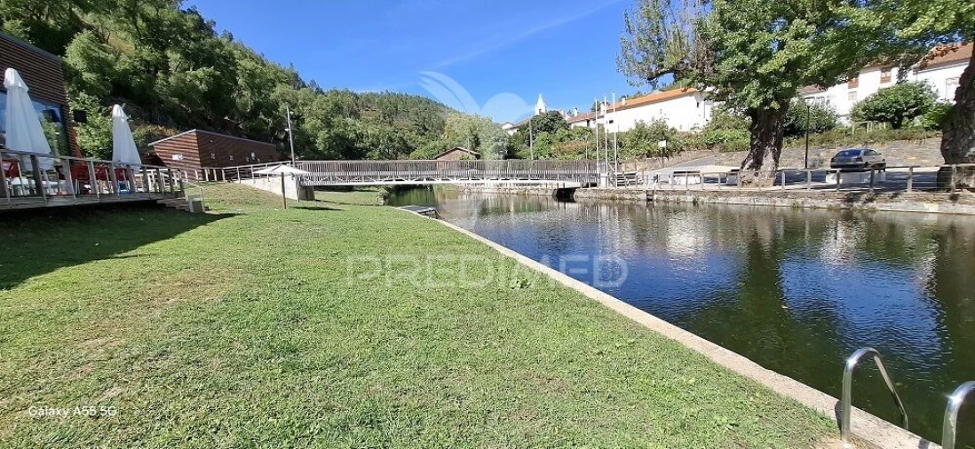 Moradia T2 para Venda em Alvares Foto 5