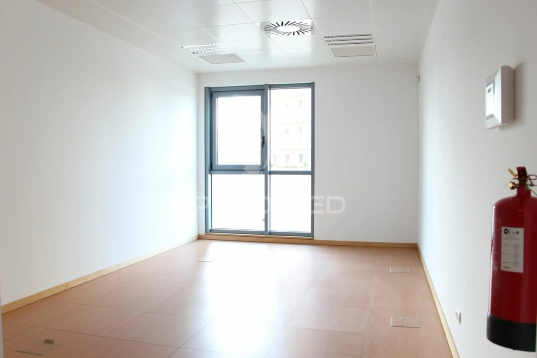 Escritório para Venda em Parque das Nações Foto 1