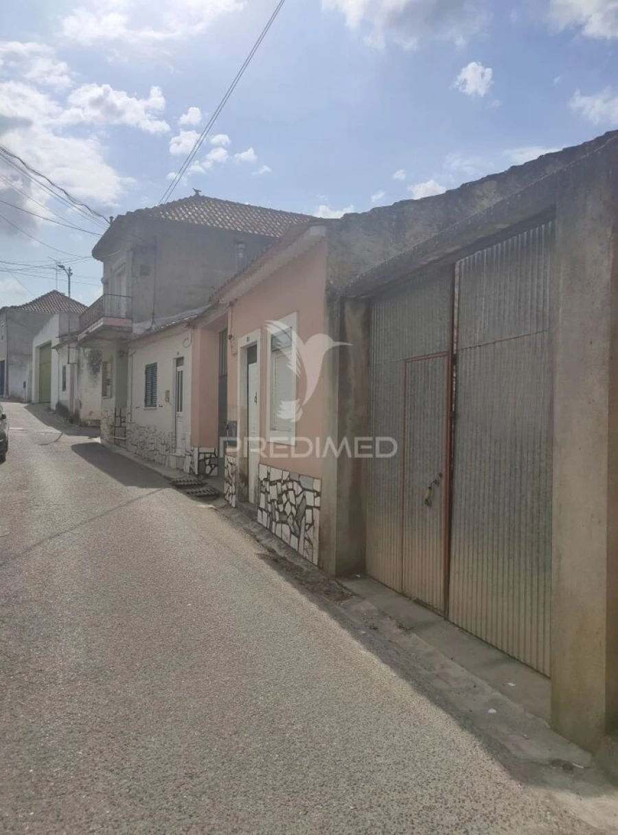 Terreno para Venda em Amiais de Baixo Foto 2