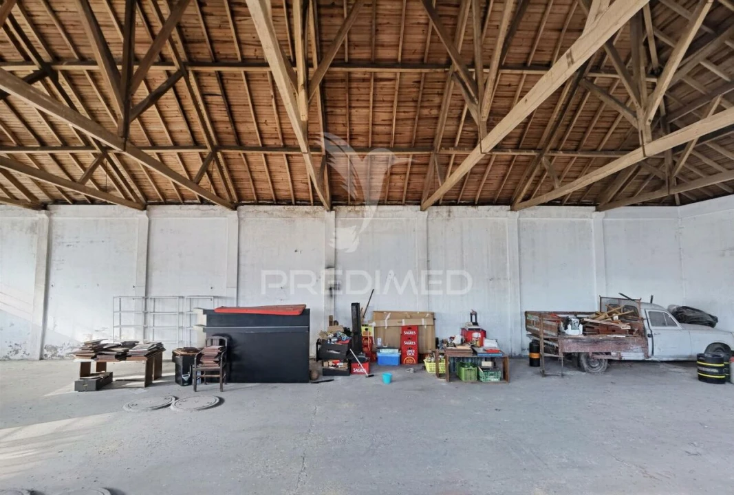 Armazém para Venda em Pernes Foto 40