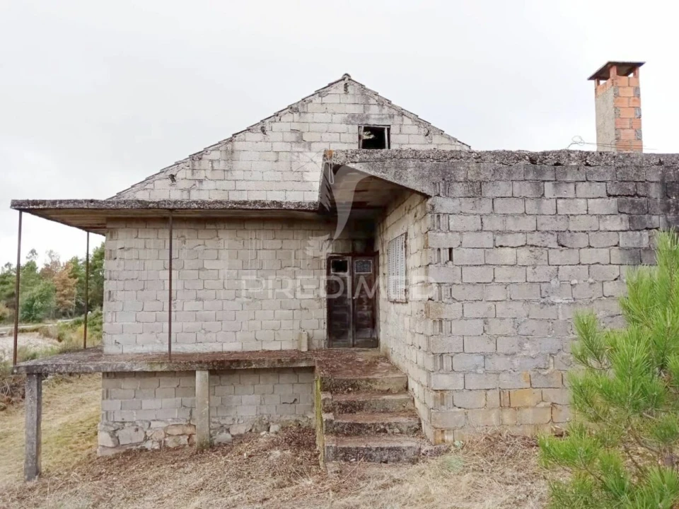 Terreno para Venda em Vila Chã Foto 3
