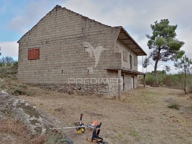 Terreno para Venda em Vila Chã Foto 4