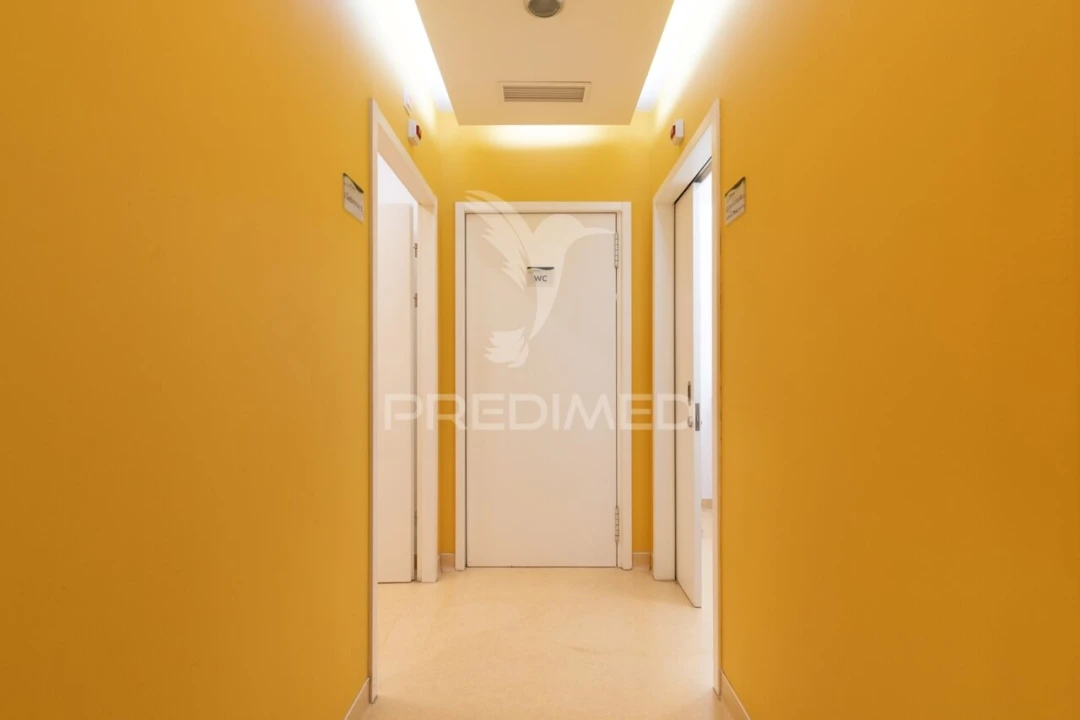 Loja para Venda em Olhão Foto 16