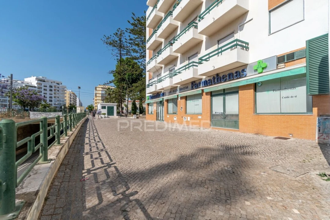 Loja para Venda em Olhão Foto 3