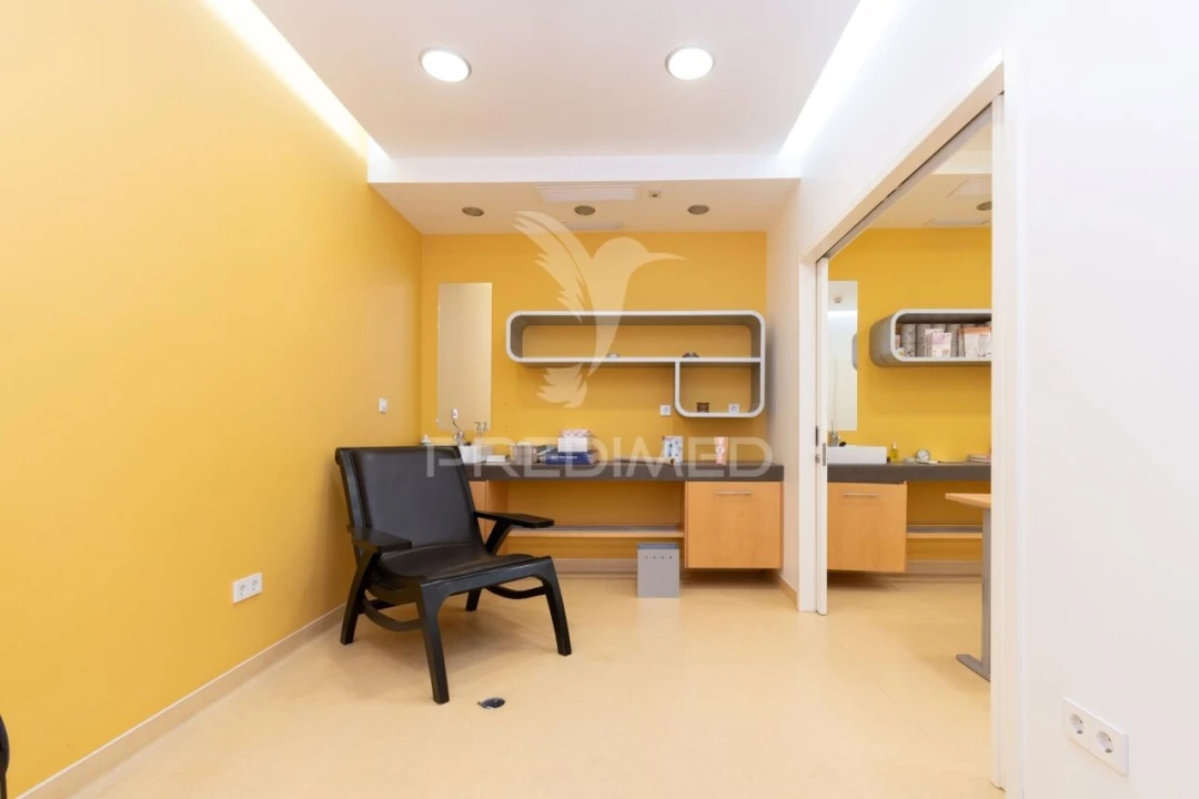 Loja para Venda em Olhão Foto 11