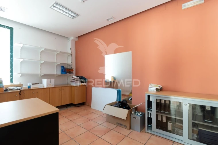Loja para Venda em Olhão Foto 37