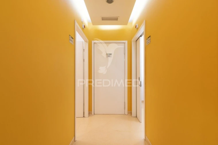 Loja para Venda em Olhão Foto 16