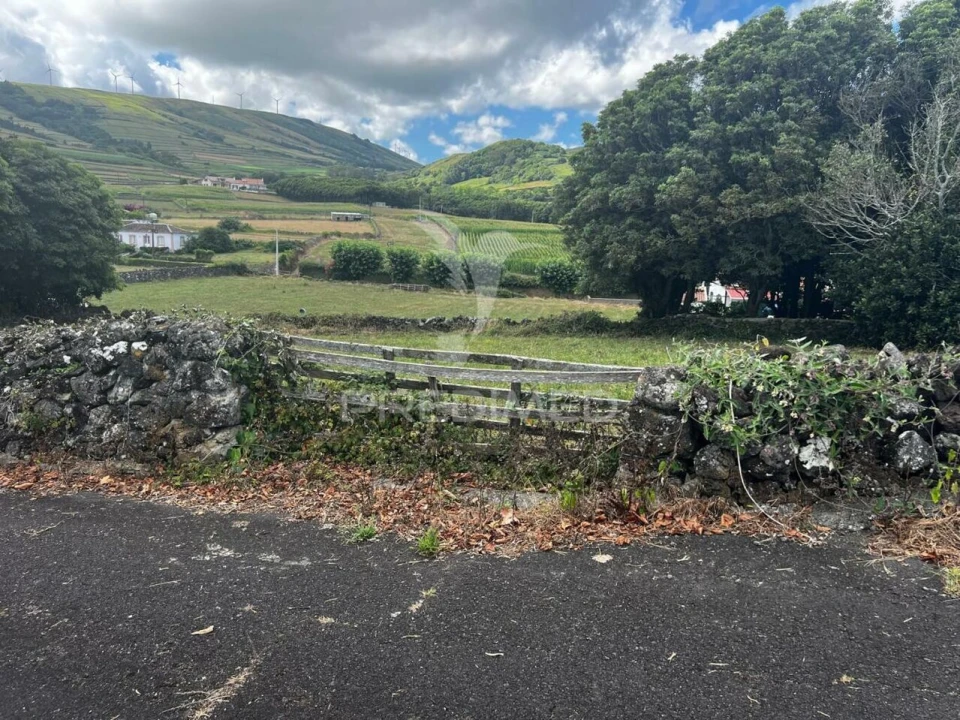 Terreno para Venda em Fonte do Bastardo Foto 21