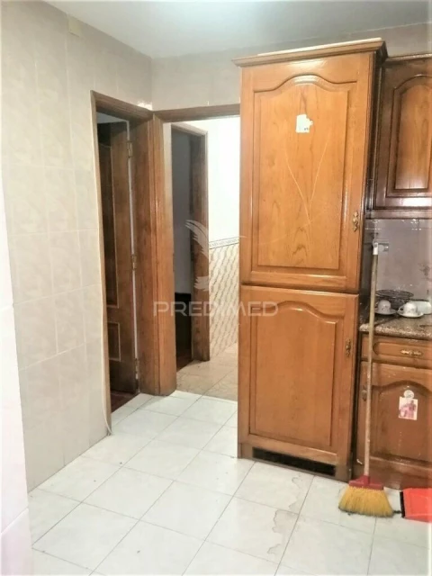 Apartamento T2 para Venda em Santa Maria Maior