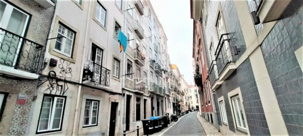Apartamento T2 para Venda em Santa Maria Maior