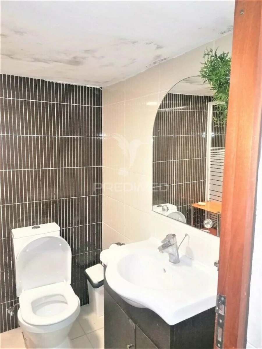 Apartamento T2 para Venda em Santa Maria Maior Foto 5