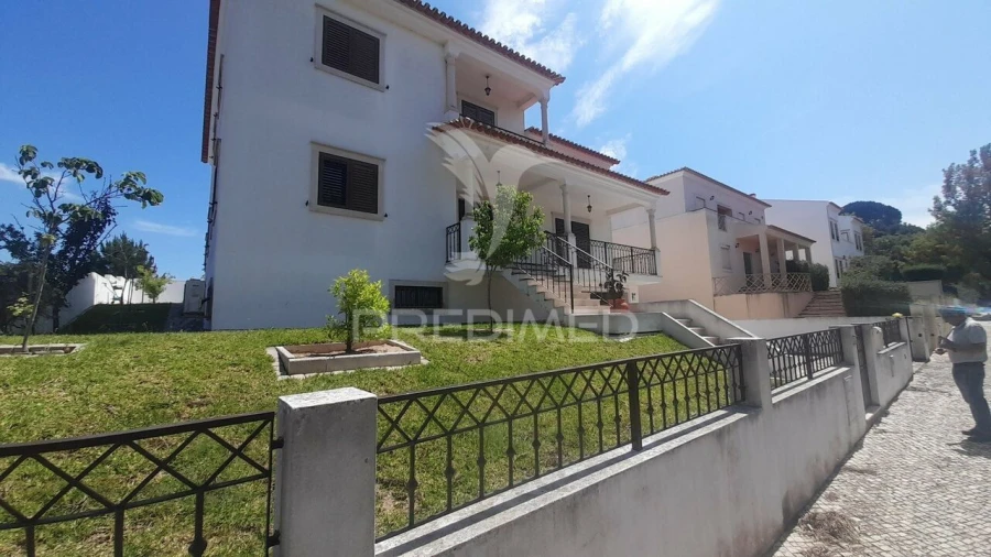 Moradia T5 para Venda em Marvila, Ribeira Santarém, São Salvador, São Nicolau Foto 9