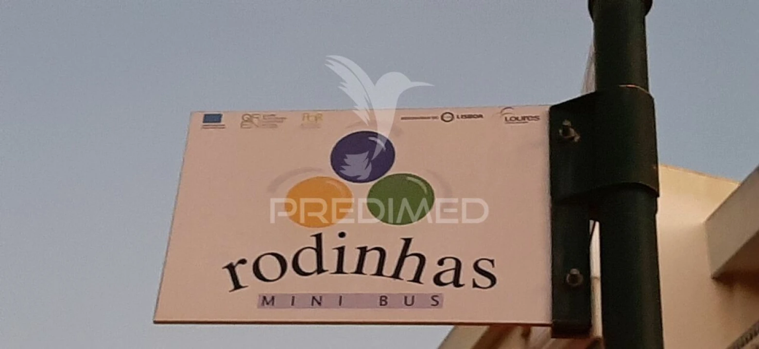 Apartamento T2 para Venda em Sacavém e Prior Velho Foto 21