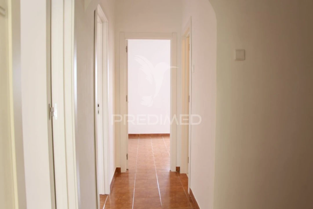 Apartamento T2 para Venda em Sacavém e Prior Velho Foto 12