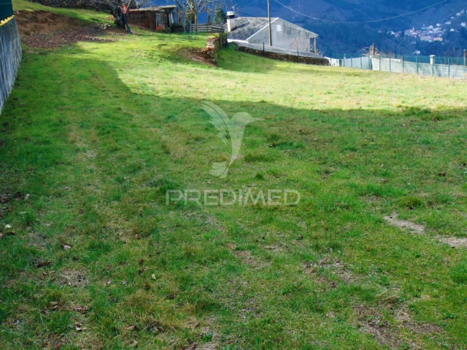 Terreno para Venda em Torgueda Foto 2