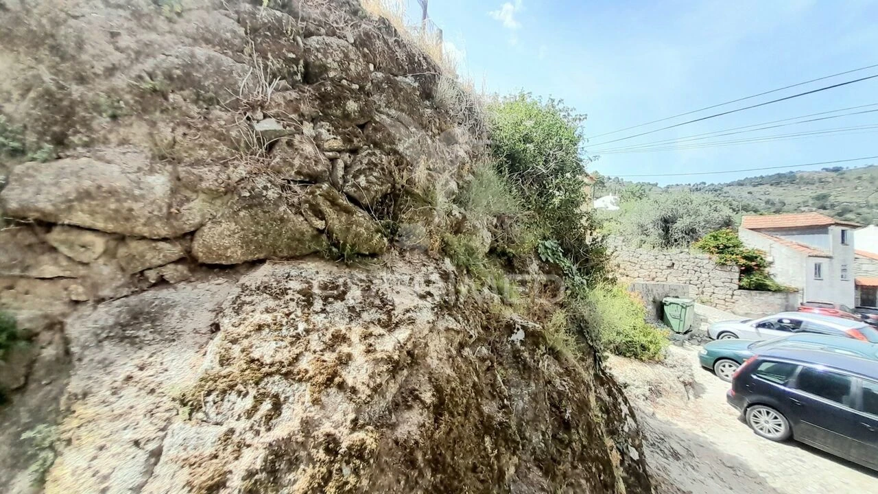 Moradia T3 para Venda em Alpedrinha Foto 30