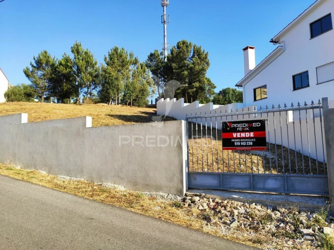 Terreno para Venda em Nossa Senhora das Misericordias Foto 2