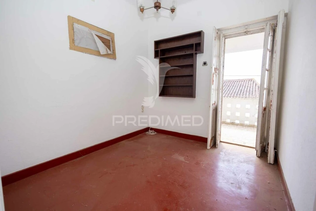 Moradia T6 para Venda em Alter do Chão Foto 33