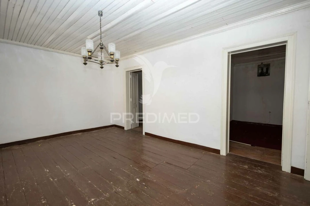 Moradia T6 para Venda em Alter do Chão Foto 38