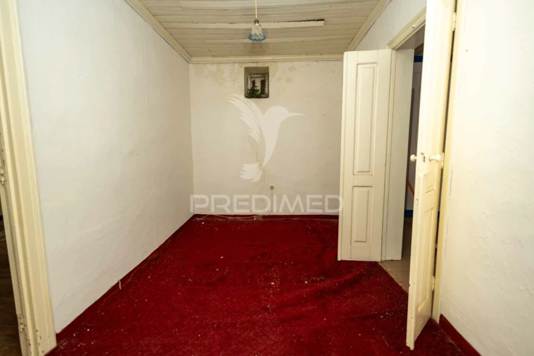 Moradia T6 para Venda em Alter do Chão Foto 28