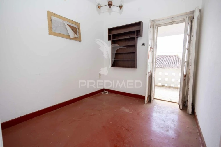 Moradia T6 para Venda em Alter do Chão Foto 33