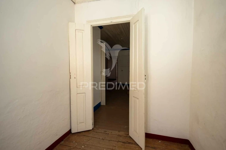 Moradia T6 para Venda em Alter do Chão Foto 25