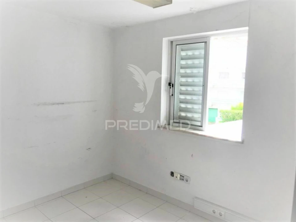 Loja para Venda em Albufeira e Olhos de Água Foto 12