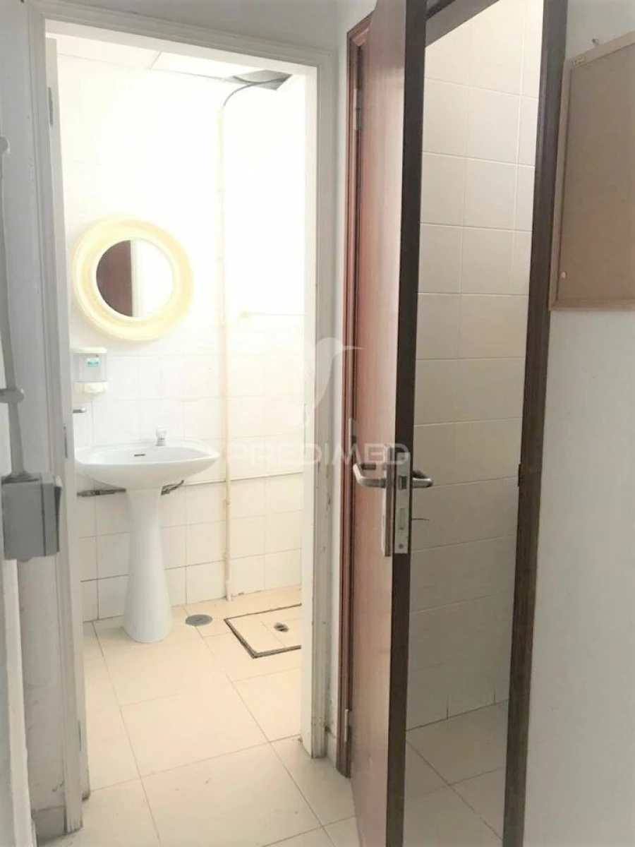 Loja para Venda em Albufeira e Olhos de Água Foto 17