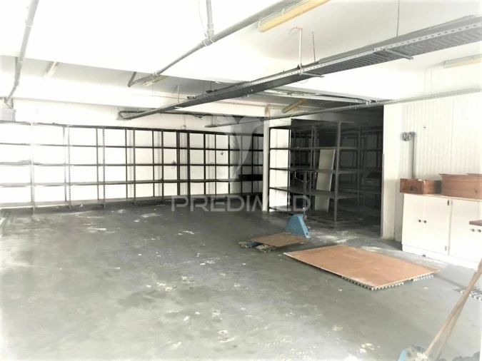 Loja para Venda em Albufeira e Olhos de Água Foto 11