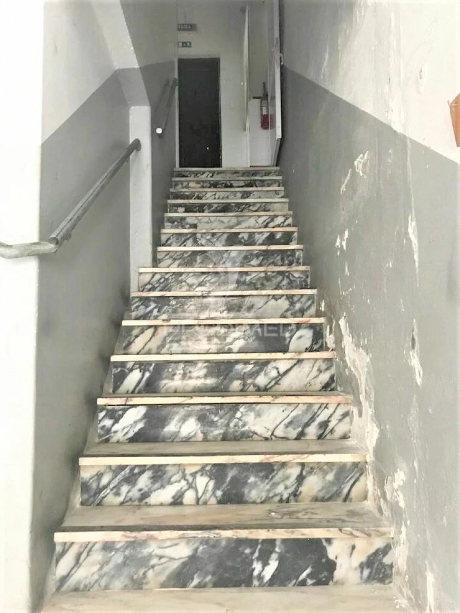 Loja para Venda em Albufeira e Olhos de Água Foto 9