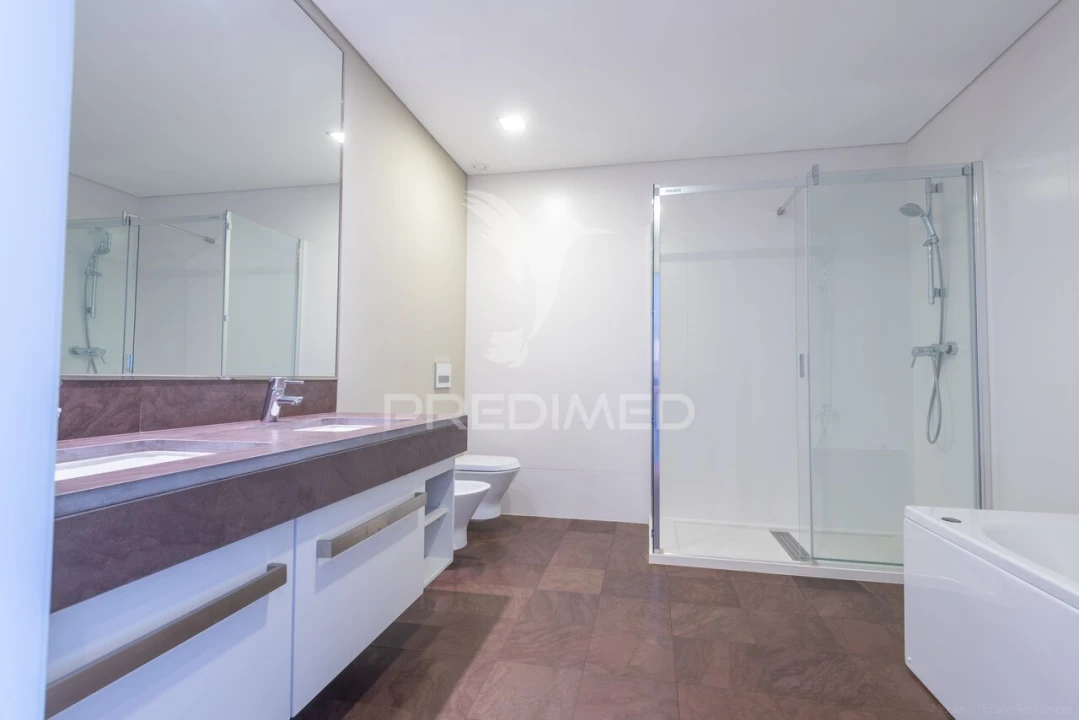 Apartamento T2 para Venda em São Martinho Foto 5
