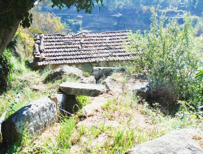 Moradia T2 para Venda em Parada de Cunhos Foto 31