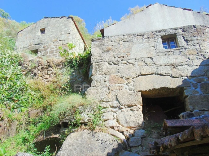 Moradia T2 para Venda em Parada de Cunhos Foto 23